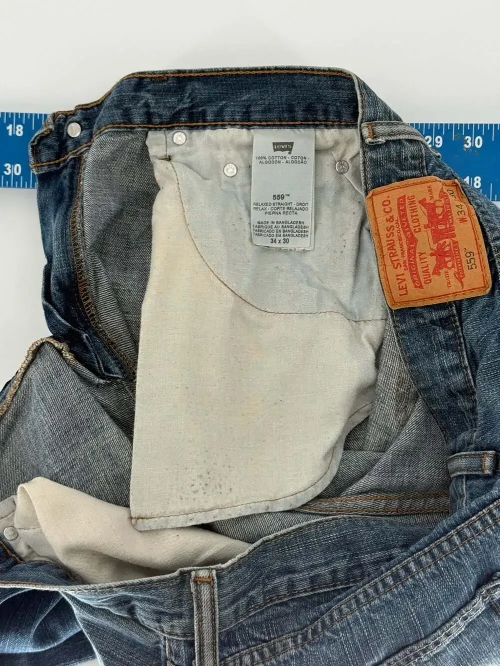 Levis levi 559